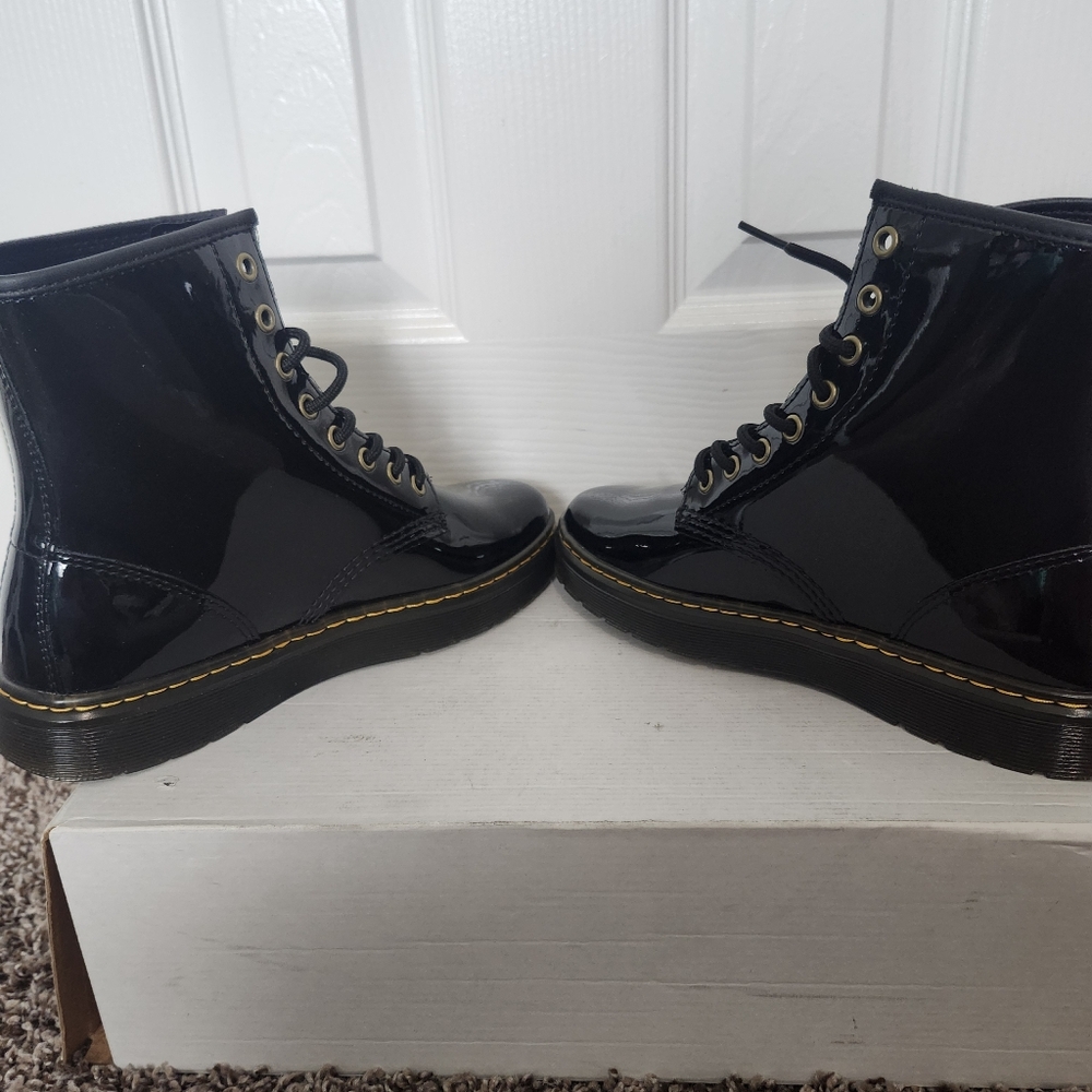 Dr. Martens Zavala Lace-up Boots W8/M7 New Without Box - Picture 5 of 7